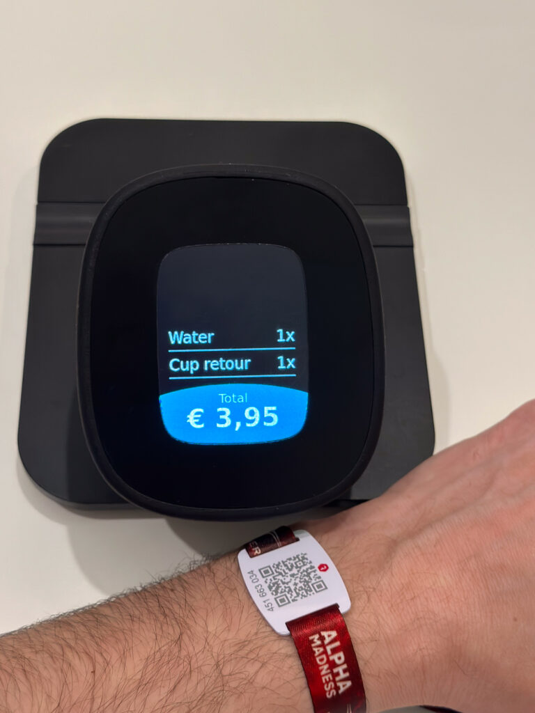 Making a paymeny with a Darkband.