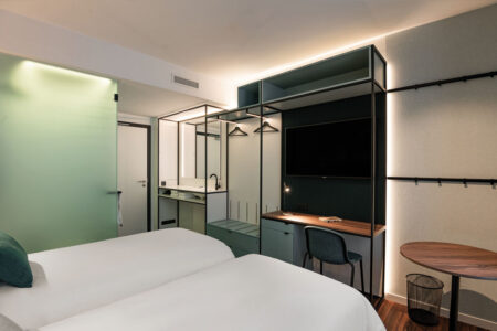 A-Stay: The Beyond Darklands hotel