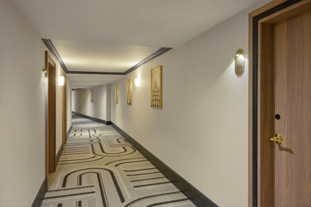 Hilton Antwerp Old Town - Corridor