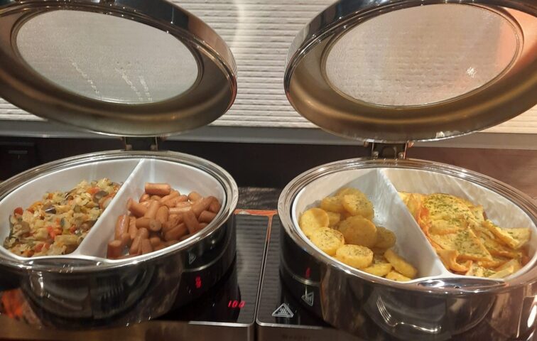 Hotel Jamingo -Breakfast