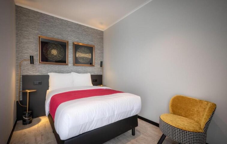 Hotel Jamingo - Single Room