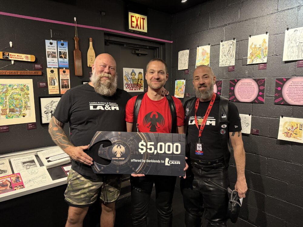 Jeroen Van Lievenoogen donating $ 5000 to Leather Archives & Museum.