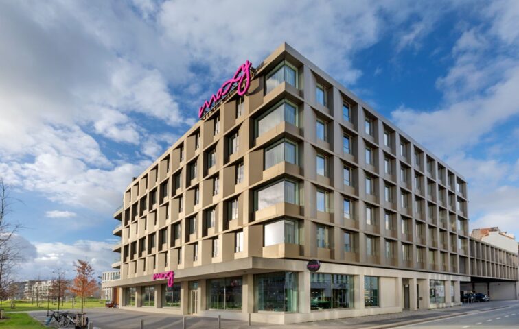 Moxy Antwerp - Building