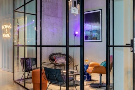 Moxy Antwerp - Meeting room