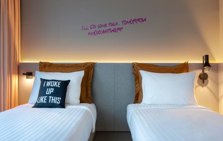 Moxy Antwerp - Moxy Sleeper Twin Beds
