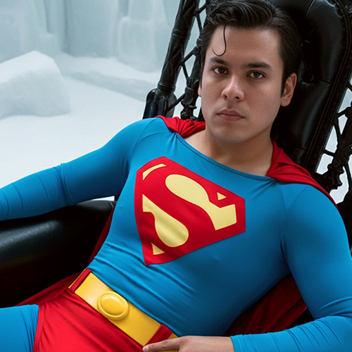 Socials Host Cosplayheroboi