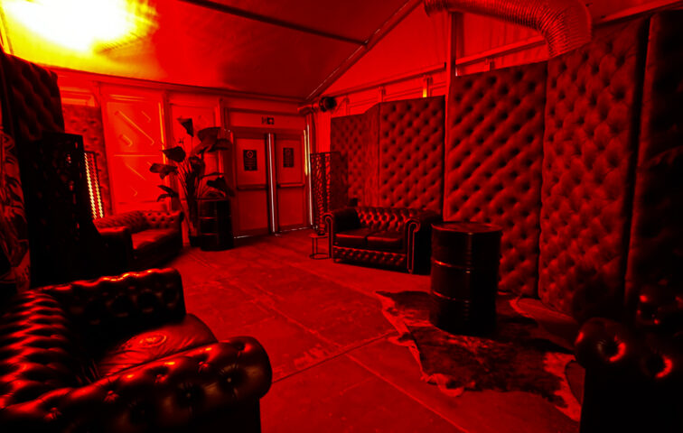 darklands25 studioworks 930